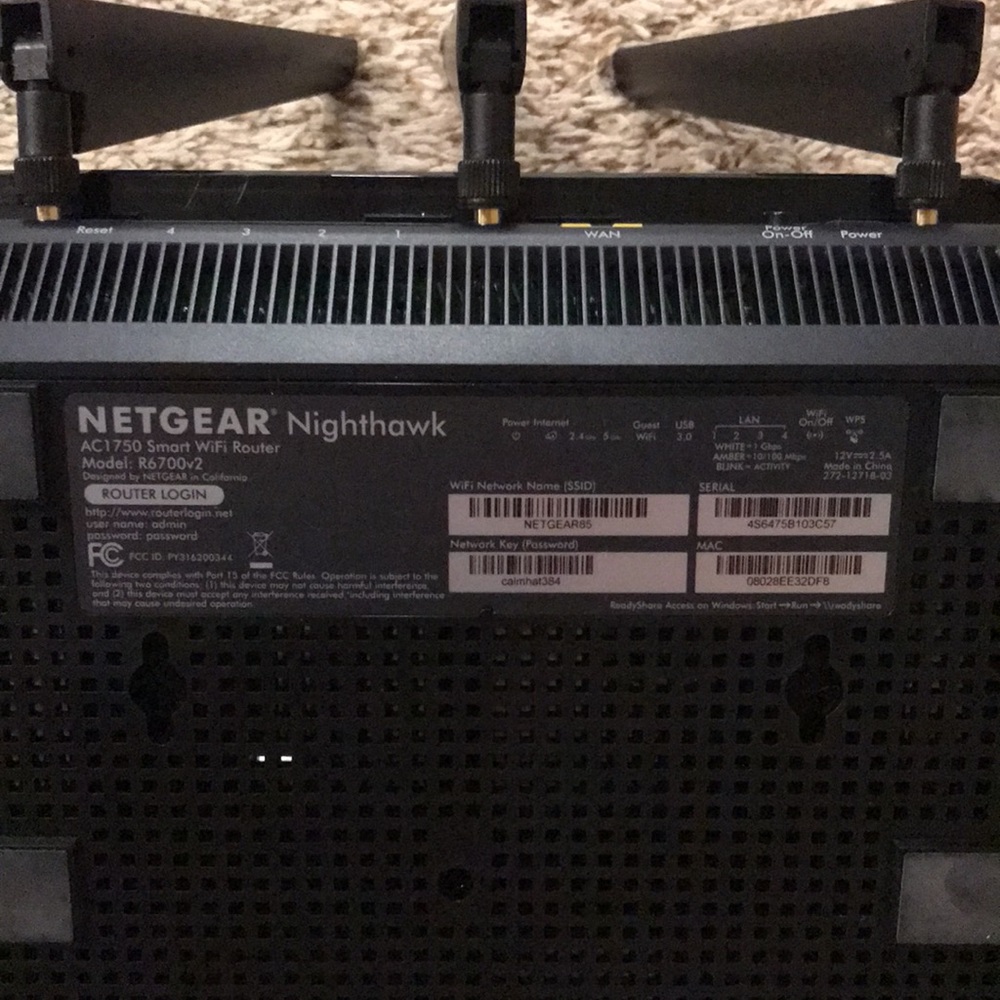 Netgear Nighthawk AC1750 Smart WiFi Router model:R6700v2 - Picture 4 of 5
